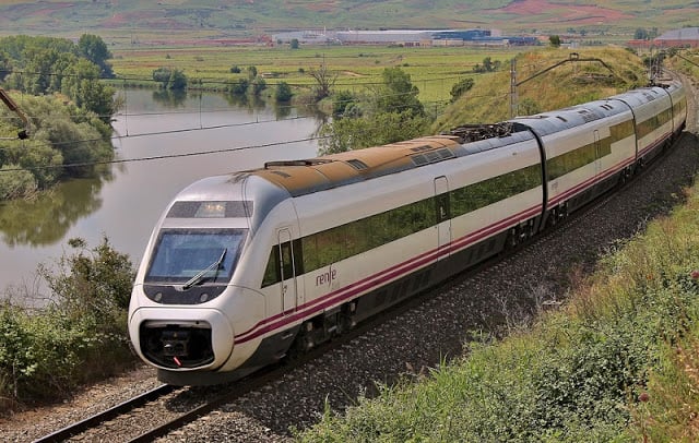 Viagem de trem de Barcelona até Bilbao
