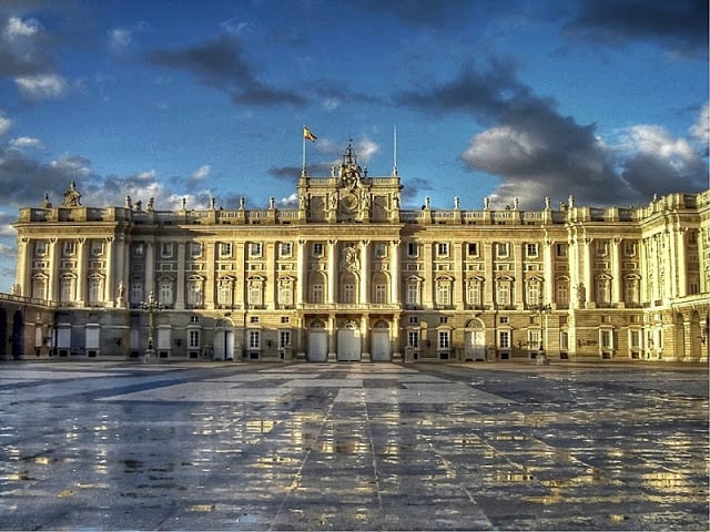 Visita guiada ao Palácio Real