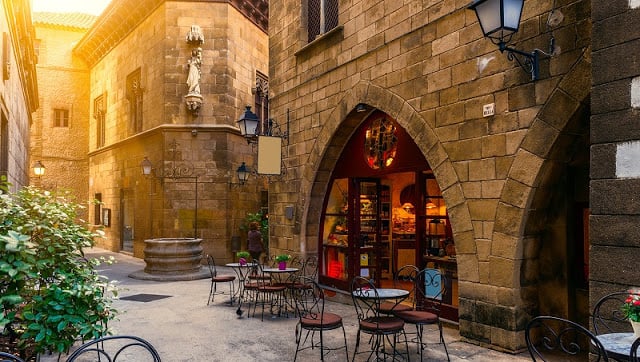 10 lugares para beber e conversar no Barri Gótic em Barcelona