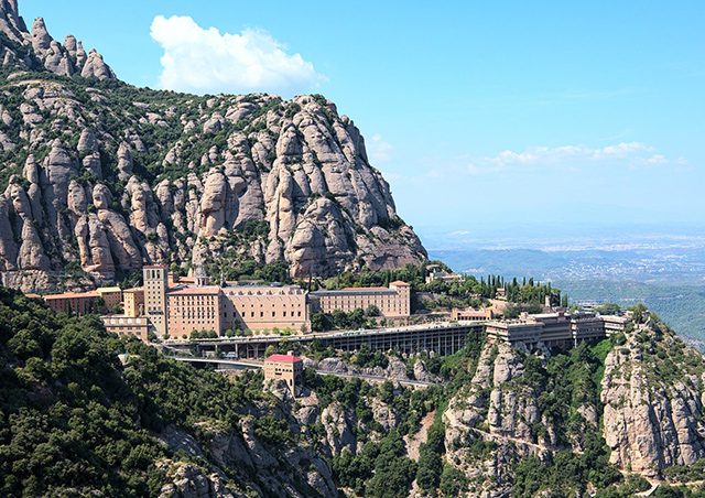 Excursão a Montserrat de um dia inteiro desde Barcelona