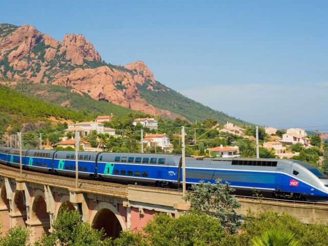 Viagem de trem de Barcelona a Montpellier
