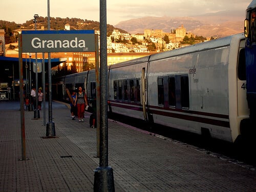 Viagem de trem de Sevilha a Granada