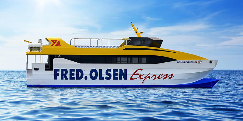 Ferry da empresa Fred Olsen Express na Espanha